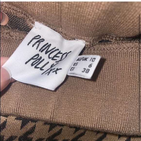 Princess Polly Biked Shorts - Picture 2 of 2